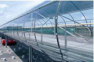 Bent tempered glass